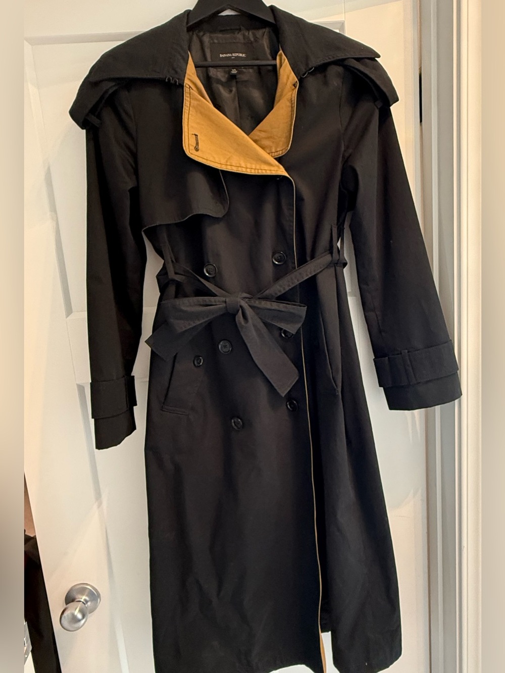 Banana Republic Black Cotton Trench Coat with Mustard Lining